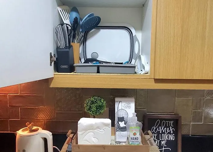 Urban Retreat At Shell Residences With Netflix 300mbps Wifi